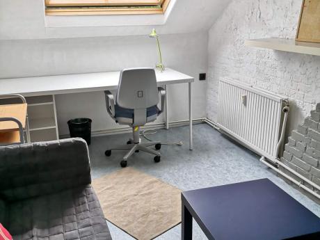 单人间 28 m² 在 Namur Salzinnes / Bas prés