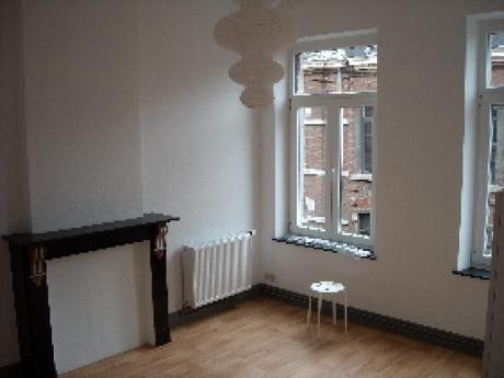 Kot 16 m² in Namen Salzinnes / Bas prés
