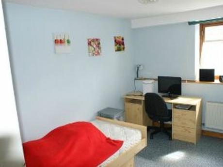 Kot bij bewoner 12 m² in Namen Salzinnes / Bas prés