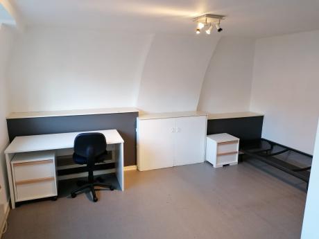 单人间 20 m² 在 Namur Salzinnes / Bas prés